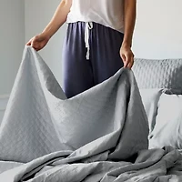 Bedvoyage Rayon from Bamboo Hem Coverlet