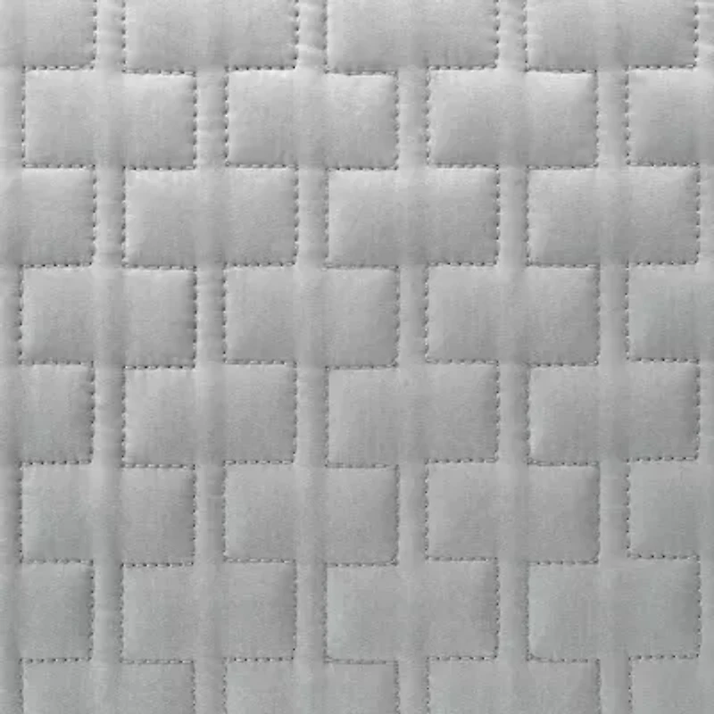 Bedvoyage Rayon from Bamboo Hem Coverlet