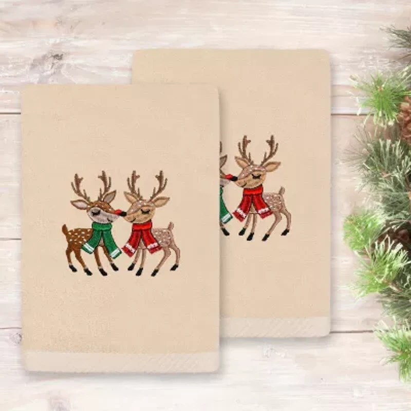 Linum Home Textiles Christmas Kisses Embroidered 2-pc. Hand Towel