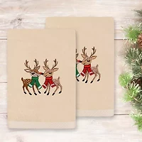 Linum Home Textiles Christmas Kisses Embroidered 2-pc. Hand Towel