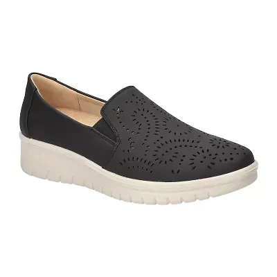 Easy Street Ying Womens Round Closed Toe Slip-On Shoe