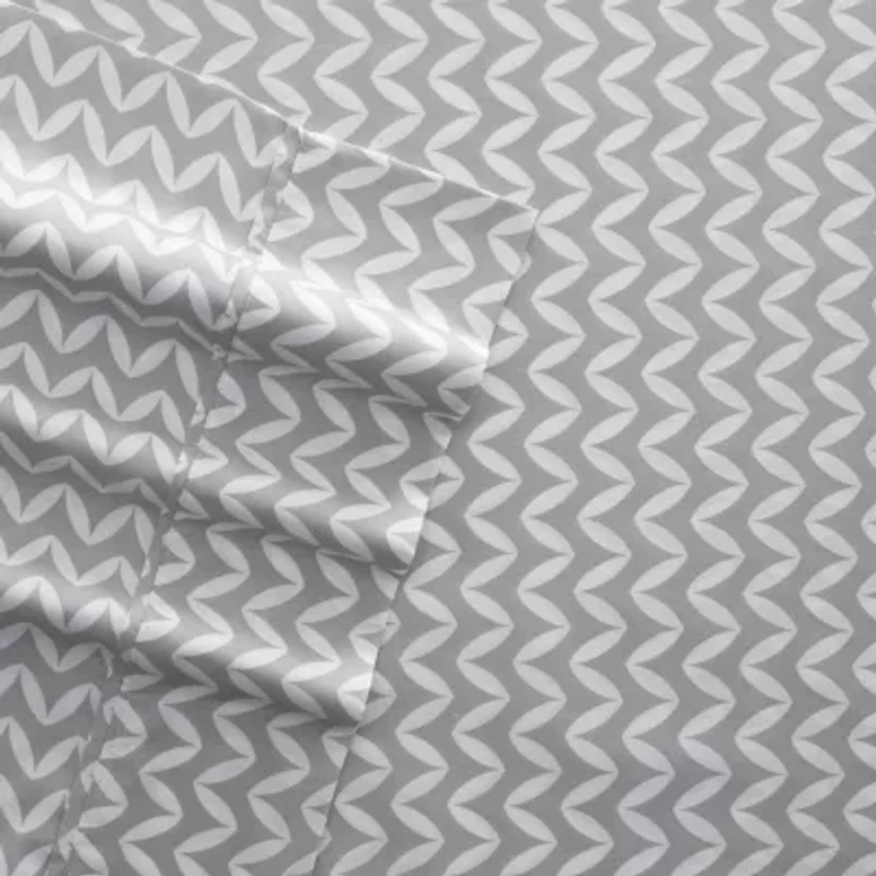 Casual Comfort™ Premium Ultra Soft Puffed Chevron Pattern Sheet Set