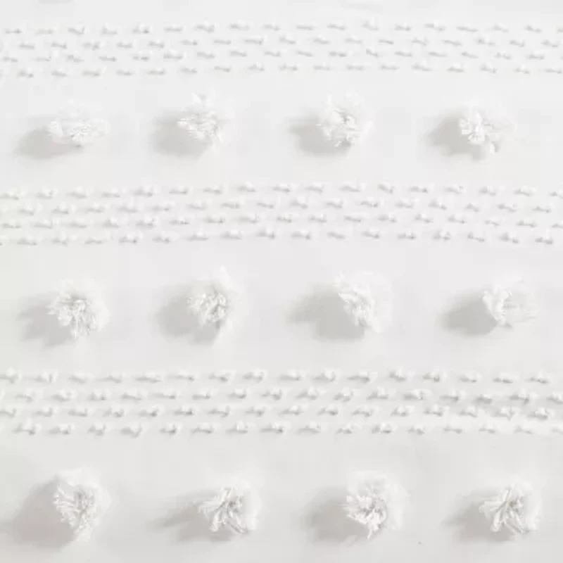 Intelligent Design Vera Clip Jacquard Comforter Set With Sham