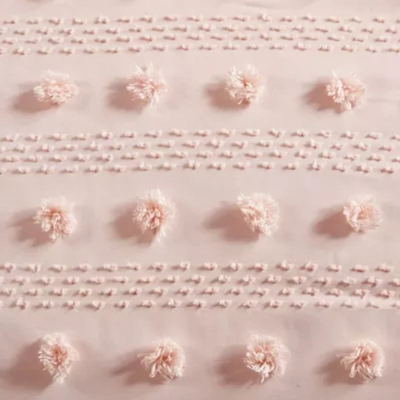 Intelligent Design Vera Clip Jacquard Comforter Set With Sham