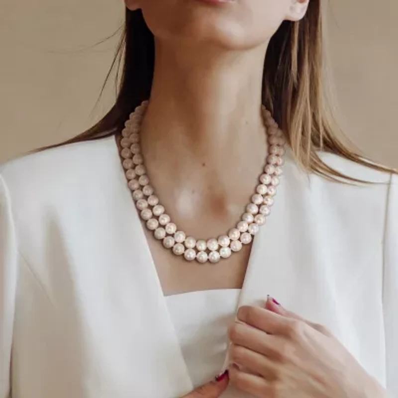 Womens White 18 Inch Strand Necklace