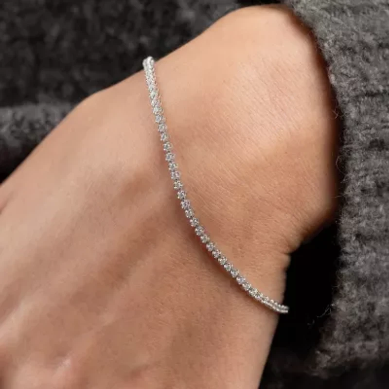 (H / I1) 1 CT.T.W. Lab-Grown Diamond 10K White Gold Tennis Bracelet