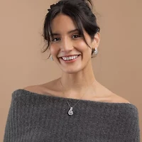 Diamond Blossom (G / Si2) Womens 2 CT. T.W. Lab Grown White 10K Gold 18 Inch Pendant Necklace