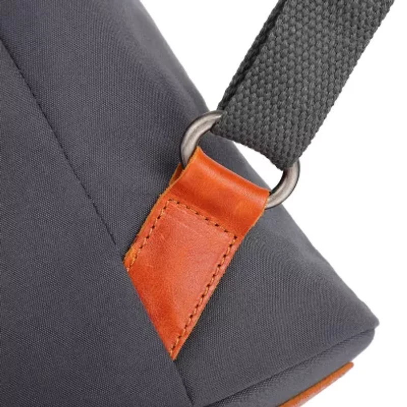 TSD Brand Valley Trail Coated Canvas Unisex Adult Adjustable Straps Padded Straps Backpack