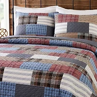 Modern Heirloom Cabin Patchwork 3-Piece 3-pc. Plaid Quilt Set