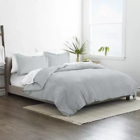 Casual Comfort Modern Diagonal Patterned Duvet Cover Set