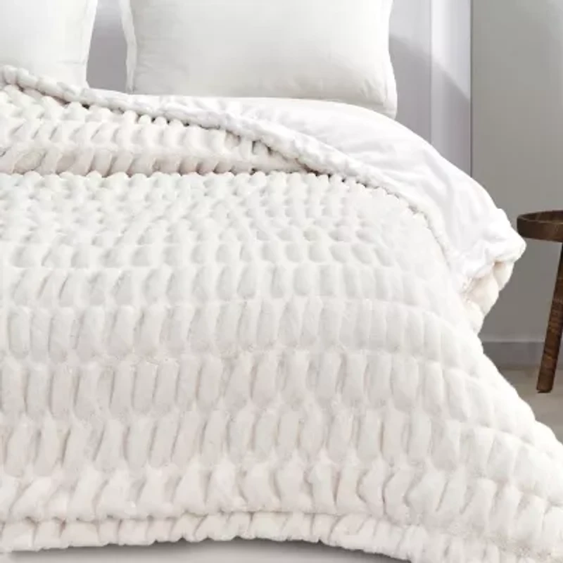 Linery Ruched Faux Fur Washable Reversible Midweight Throw