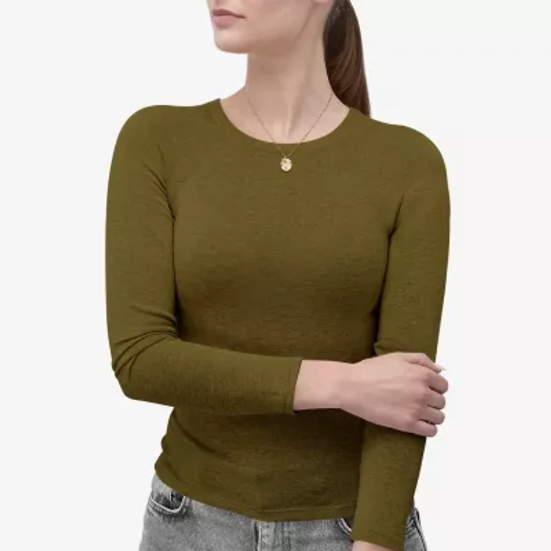 Limited Quantities! Womens 10K Gold Cross 18 Inch Pendant Necklace