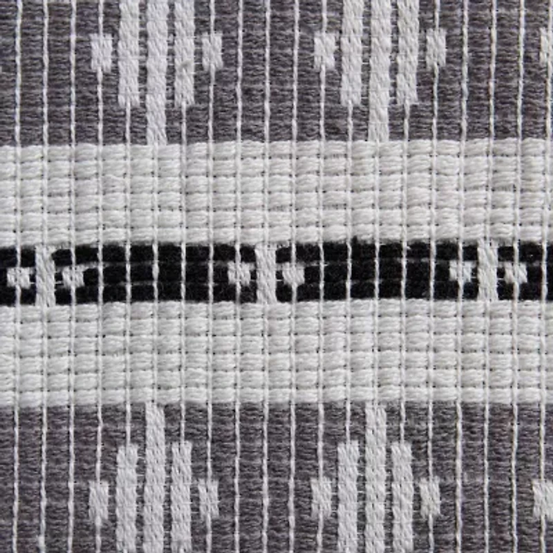 Design Imports Black/Gray Colby Southwest Table Runner