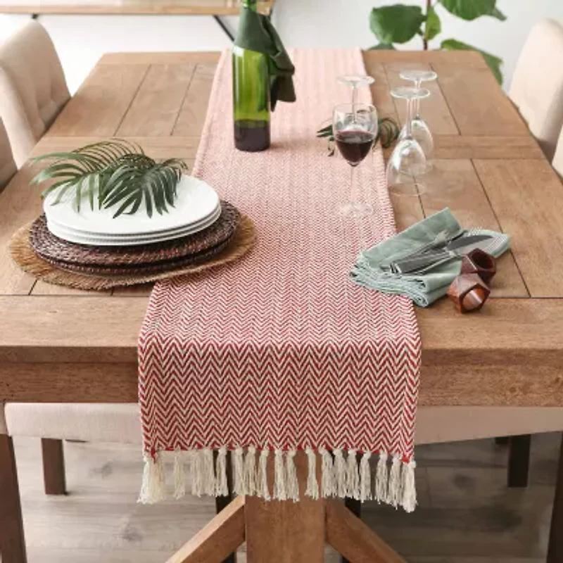 Design Imports Barn Red Chevron Table Runner