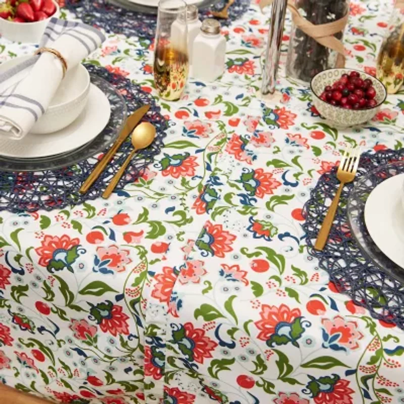 Design Imports Garden Floral Print Outdoor With Zipper Tablecloth