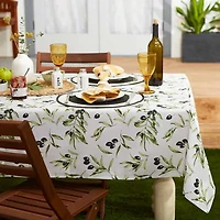 Design Imports Olives Print Outdoor  With Zipper Tablecloth