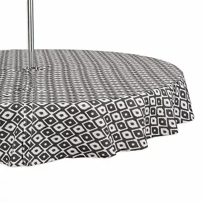 Design Imports Black Ikat Outdoor  With Zipper Tablecloth