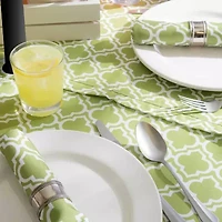 Design Imports Green Lattice Outdoor  With Zipper Tablecloth