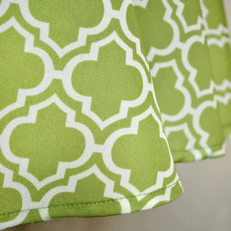 Design Imports Green Lattice Outdoor  With Zipper Tablecloth