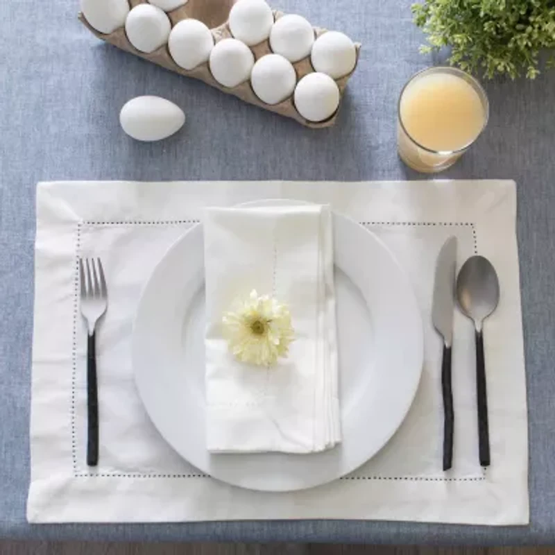 Design Imports Blue Solid Chambray Tablecloth