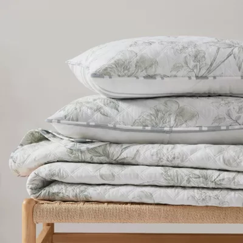 Martha Stewart Vine Flora Easy Care Quilt Set