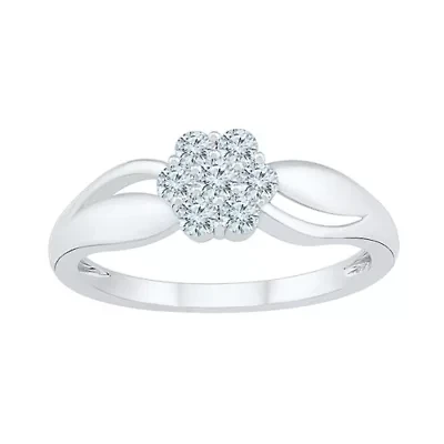Womens / CT. T.W. Natural White Diamond 10K Gold Cluster Cocktail Ring