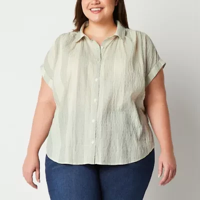 a.n.a Womens Plus Short Sleeve Camp Shirt