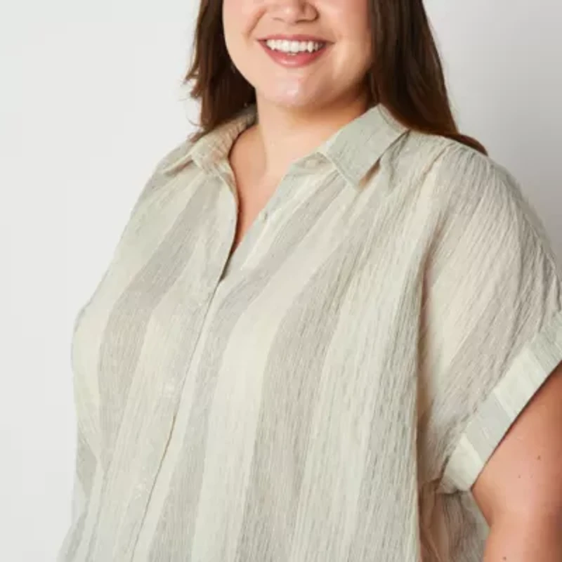 a.n.a Womens Plus Short Sleeve Camp Shirt