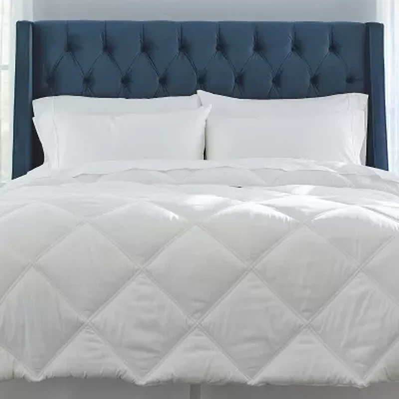 Pointehaven Down Alternative Oversized Lightweight Comforter