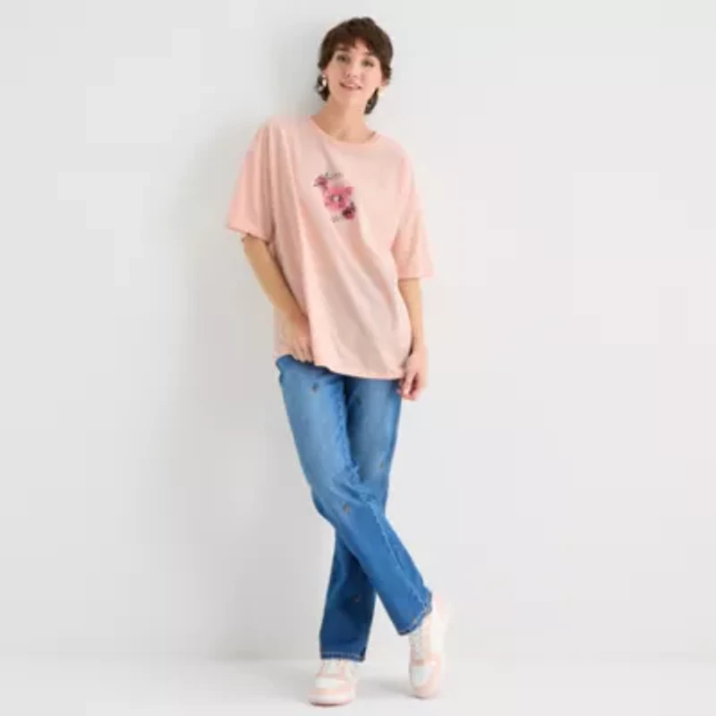 Celestial Butterfly Oversized Tee Womens Juniors Crew Neck Short Sleeve Graphic T-Shirt