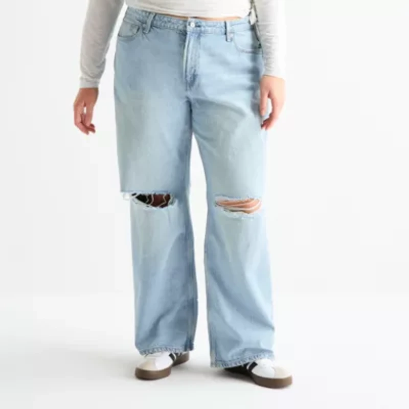 Arizona Bow Back Pocket Womens Juniors Plus Low Rise Ripped Straight Leg Jean