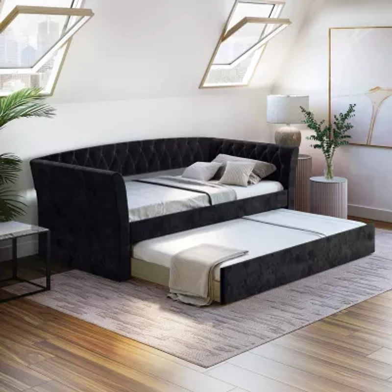 New Castle Upholstered Daybed