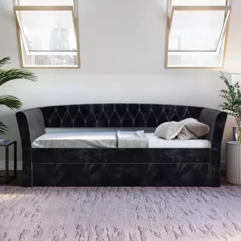 New Castle Upholstered Daybed