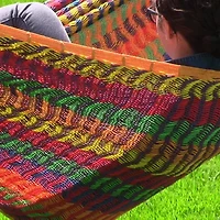 Sunnydaze® Handwoven Thick-Cord Mayan Hammock