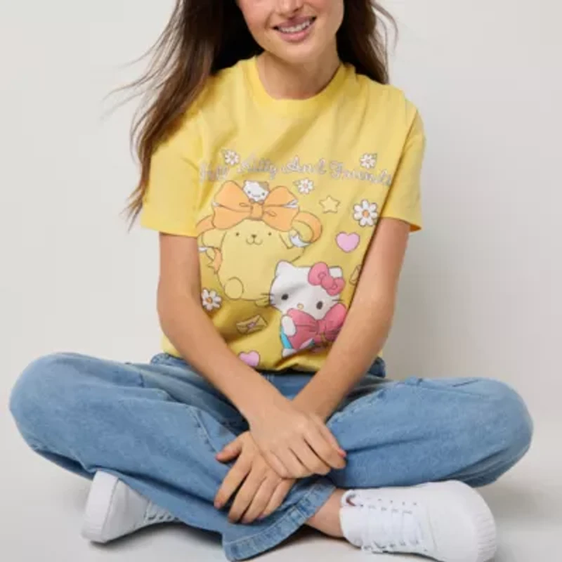 Pompompurri Boyfriend Tee Womens Crew Neck Short Sleeve Regular Fit Hello Kitty Juniors Graphic T-Shirt