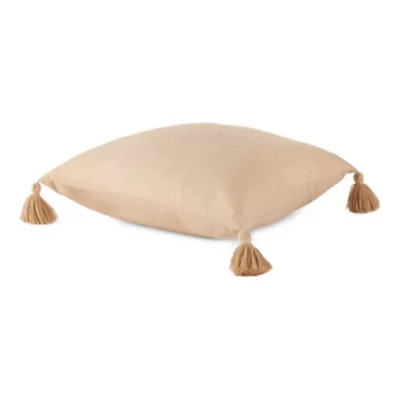 Distant Lands 18x18 Tufted Square Throw Pillow