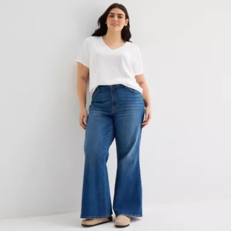 a.n.a Womens Plus V Neck Short Sleeve T-Shirt