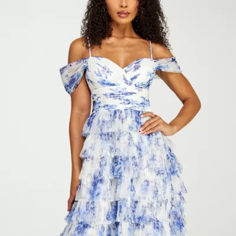 B. Smart Womens Juniors Sleeveless Scroll Ball Gown