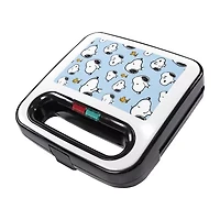 Peanuts Square Waffle Maker