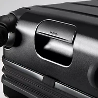 Ricardo Beverly Hills Cambria Hardside Checked Spinner Luggage