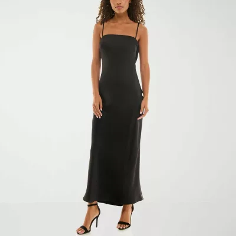 B. Smart Drape Back Womens Juniors Sleeveless Slip Dress