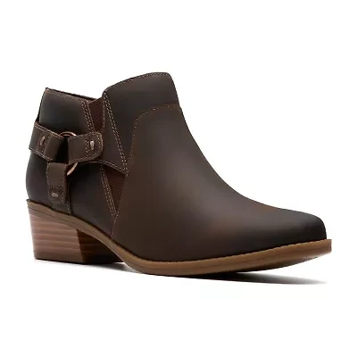 Clarks Womens Danyelle Gema Stacked Heel Booties