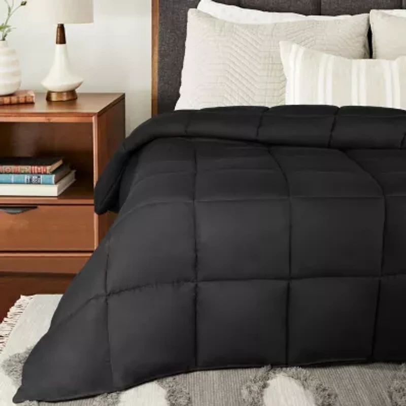 SUPERIOR® Solid All Season Plush Microfiber Down Alternative Hypoallergenic Comforter
