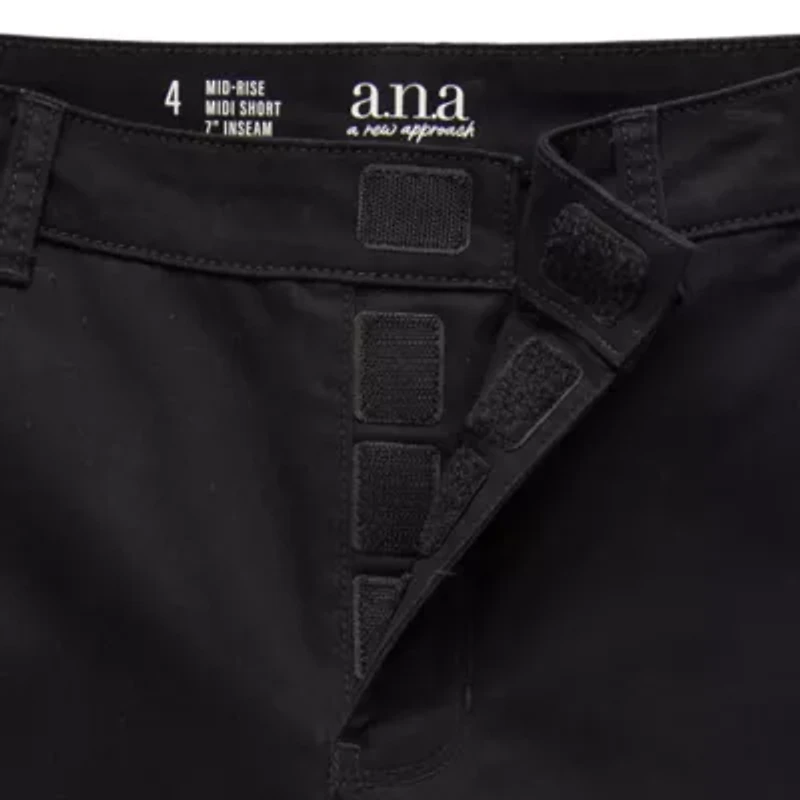 a.n.a Womens 7" Mid Rise Adaptive Easy-on + Easy-off Chino Short