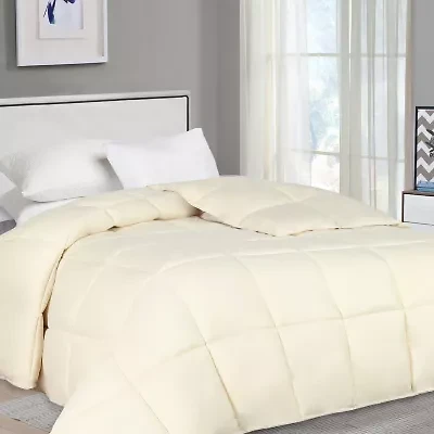 SUPERIOR® Solid All Season Plush Microfiber Down Alternative Hypoallergenic Comforter
