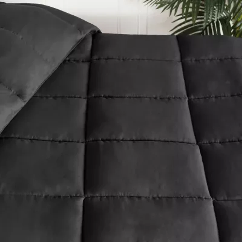 SUPERIOR® Solid All Season Plush Microfiber Down Alternative Hypoallergenic Comforter