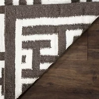 Safavieh Owen Hand Woven Flat Weave Area Rug