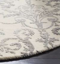 Safavieh Jaime Hand Tufted Area Rug