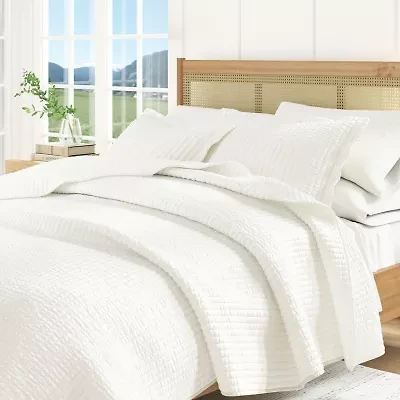 Linery Detailed Channel Stitch Reversible Quilt Set