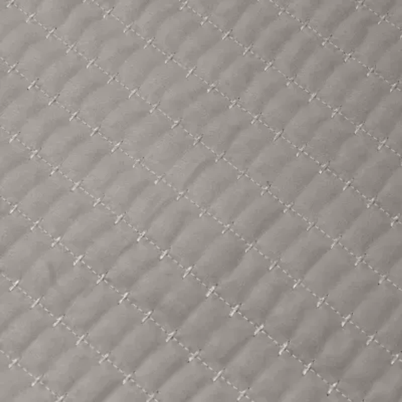 Linery Detailed Channel Stitch Reversible Quilt Set